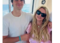 Britney Spears reaparece con su hijo en un yate tras ser detenida por manejar en estado de ebriedad