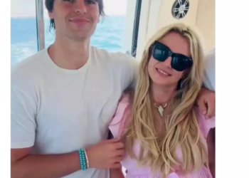 Britney Spears reaparece con su hijo en un yate tras ser detenida por manejar en estado de ebriedad