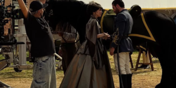 Belinda sorprende como Carlota de Habsburgo en las primeras imágenes filtradas de la serie