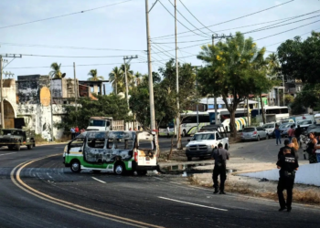 Detienen a cinco implicados en ataque a transporte público en Acapulco que dejó un muerto