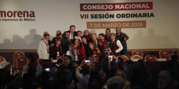 Acuerda Morena elegir por encuesta a coordinadores estatales rumbo a elecciones de 2027