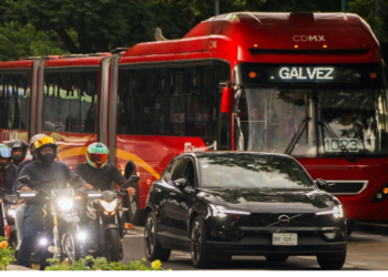 Metrobús CDMX ofrece 4 trabajos; en uno pagan hasta 21 mil 300 pesos