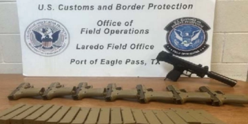 Condenan a 15 años de prisión a contrabandista mexicano de armas en Texas