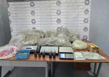 Catean inmueble en Ecatepec y aseguran 40 kilos de drogas y equipo para narcomenudeo