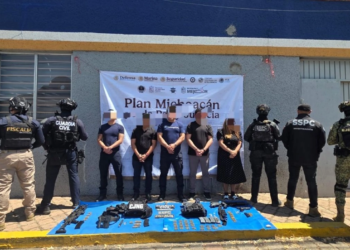 Capturan a síndica, regidores y mando policial de Chavinda, Michoacán; les aseguran armas y drogas