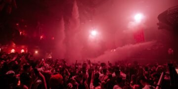 Epidemia de meningitis deja dos muertos en Canterbury, Inglaterra