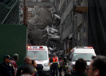 Entregan a familias cuerpos de dos trabajadores fallecidos en derrumbe de San Antonio Abad