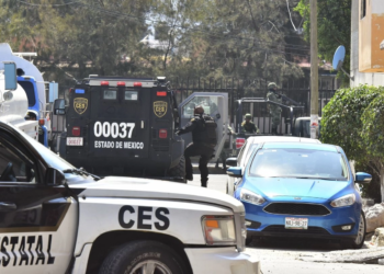 Rescatan en Chimalhuacán a hombre y detienen a siete personas