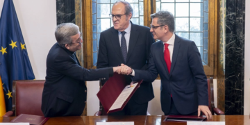 Iglesia y gobierno español acuerdan indemnizar a víctimas de pederastia