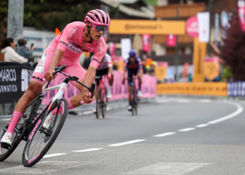 Isaac del Toro, nuevo líder en la Tirreno-Adriático