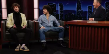 Benny Blanco, esposo de Selena Gomez, enfrenta burlas virales y aclara rumores sobre su higiene personal