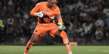 Keylor Navas renueva su contrato con Pumas