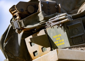 EU logra acuerdos con empresas de defensa para aumentar producción de material bélico