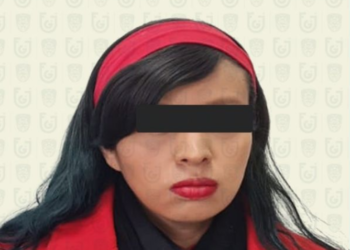 Detienen a Nayeli N por tener fotos y videos de índole sexual de sus hijas en CDMX, su pareja la denunció