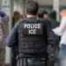 Trump ordena despliegue de agentes de ICE en aeropuertos en medio de bloqueo presupuestal