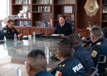 Reconocen con ascensos, “Valentía y compromiso” de 18 policías de la Ciudad de México