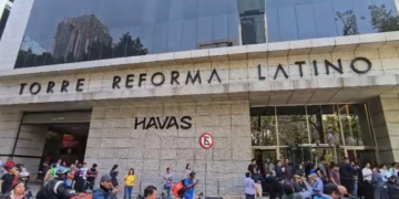 Tragedia en Torre Reforma Latino : Muere una mujer tras caer del piso 11 del edificio