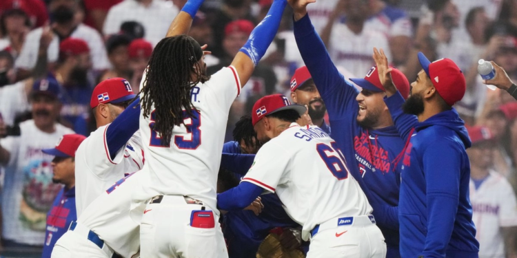 EU y Dominicana chocarán en unas explosivas semifinales del Clásico Mundial