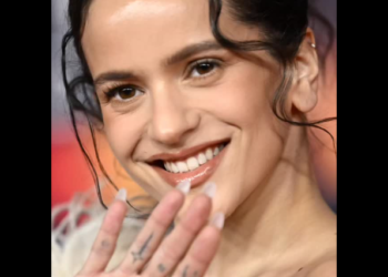 Rosalía se disculpa tras polémica por comentarios sobre Pablo Picasso