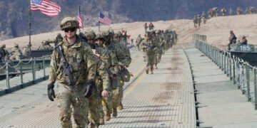 EU refuerza su presencia militar en Medio Oriente: arriban 3 mil 500 infantes de marina