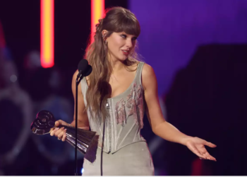 Taylor Swift asegura que se siente ‘feliz, segura y libre’ gracias a Travis Kelce