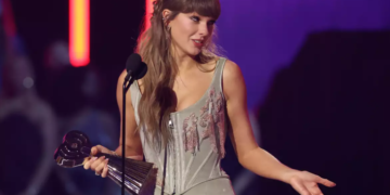 Taylor Swift asegura que se siente ‘feliz, segura y libre’ gracias a Travis Kelce