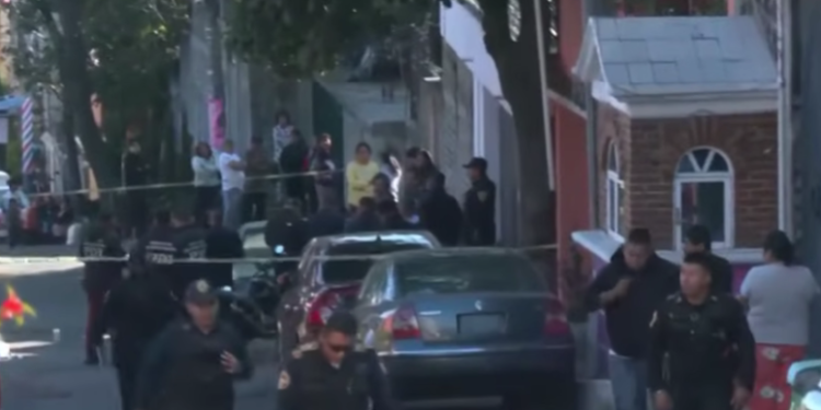 Mujer es asesinada de un balazo en la cabeza en Tlalpan; detienen a su hijo con una subametralladora