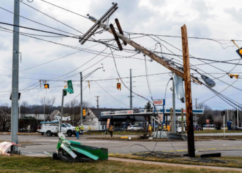 Al menos ocho muertos por tornados en Oklahoma y Michigan