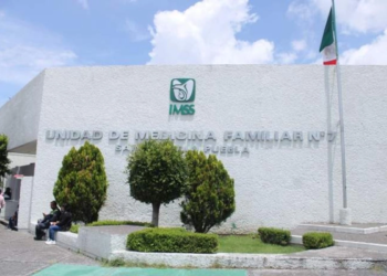 Hombres armados roban medicamentos controlados de la clínica 7 del IMSS en Puebla