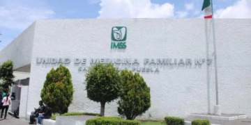 Hombres armados roban medicamentos controlados de la clínica 7 del IMSS en Puebla