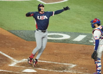 EU primer finalista del clásico mundial de beisbol; vence a República Dominicana