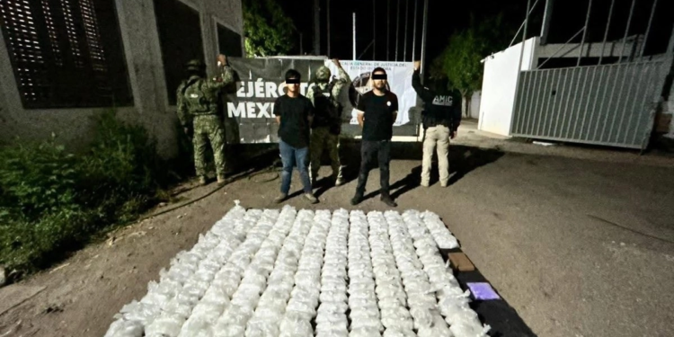 Defensa asegura 130 kilogramos de metanfetamina en Navojoa, Sonora
