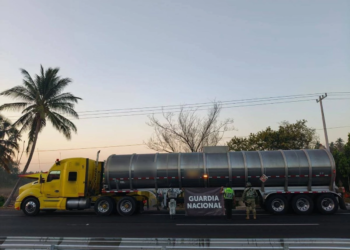 Aseguran 45 mil litros de huachicol en Colima