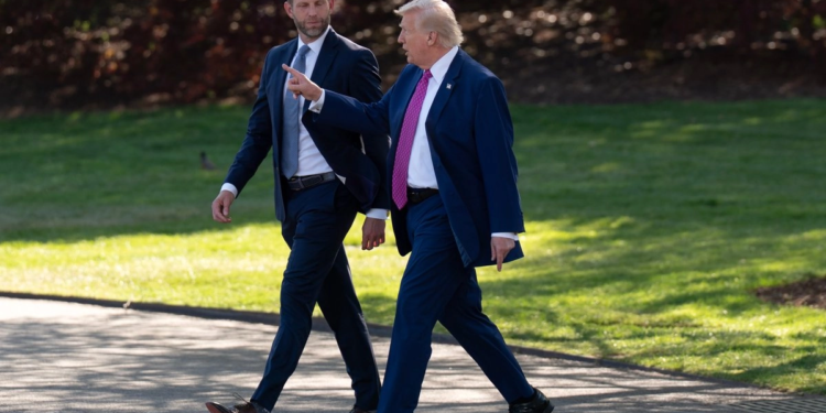 Eric Trump acompañará a su padre en visita de Estado a China