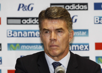 Cruz Azul golea 4-1 a Necaxa; se alista para la liguilla y se embolsa 1 mdd