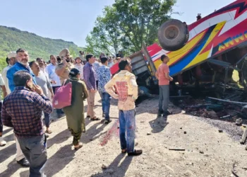 Accidente de un autobús en carretera del Himalaya deja 21 muertos