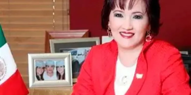 Detienen nuevamente en Texas a esposa de César Duarte; está bajo custodia del ICE