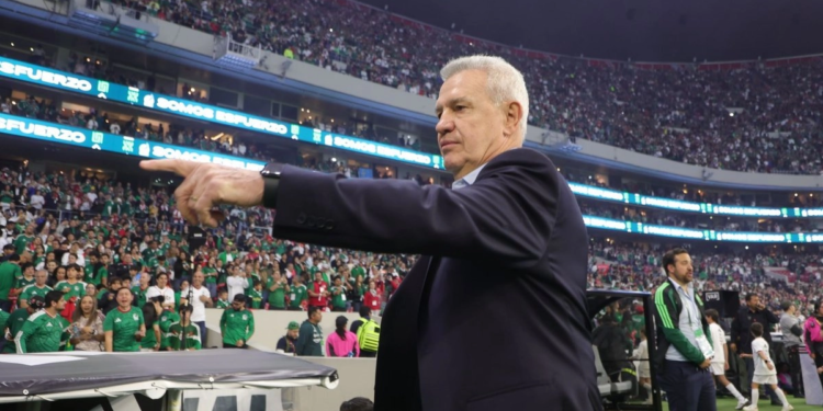 Atlante hace oficial a Miguel Herrera como técnico para su regreso a Liga MX