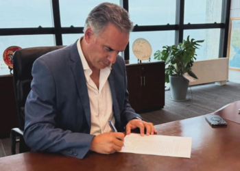 Presidente de Uruguay firma decreto de ley que legaliza la eutanasia