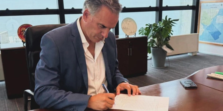 Presidente de Uruguay firma decreto de ley que legaliza la eutanasia