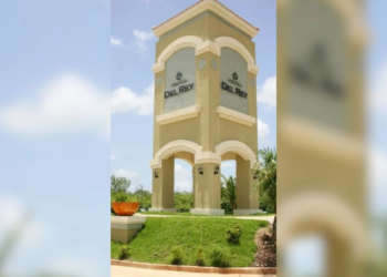 Tribunal de Quintana Roo ordena corregir falta de drenaje y agua en el fraccionamiento Urbi Villas del Rey