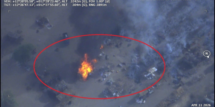 Ataque aéreo de fuerzas Nigeria impacta un mercado; reportan 200 muertos