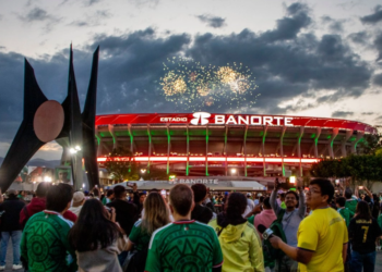 Banorte impulsa pagos sin efectivo en estadio Azteca a medida que se acerca fecha límite del Mundial