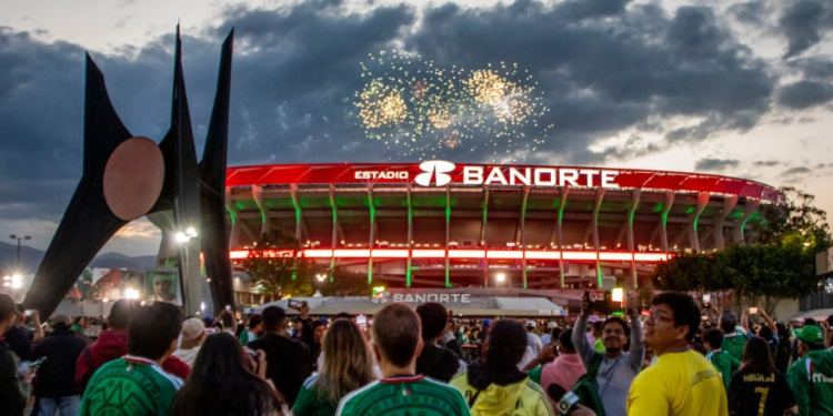 Banorte impulsa pagos sin efectivo en estadio Azteca a medida que se acerca fecha límite del Mundial