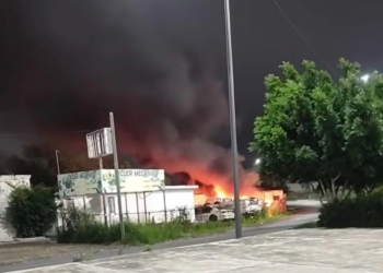 Enfrentamiento entre policía y presuntos delincuentes dejó seis civiles muertos en Parás, NL