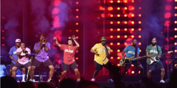 En pleno concierto, Bruno Mars habla sobre la supuesta deuda de 50 millones de dólares con un casino de Las Vegas