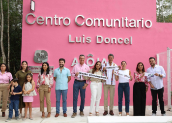 REFRENDAN ANA PATY PERALTA Y MARA LEZAMA COMPROMISO POR TRANSFORMAR LA COMUNIDAD CON CENTRO COMUNITARIO EN LA SM 246