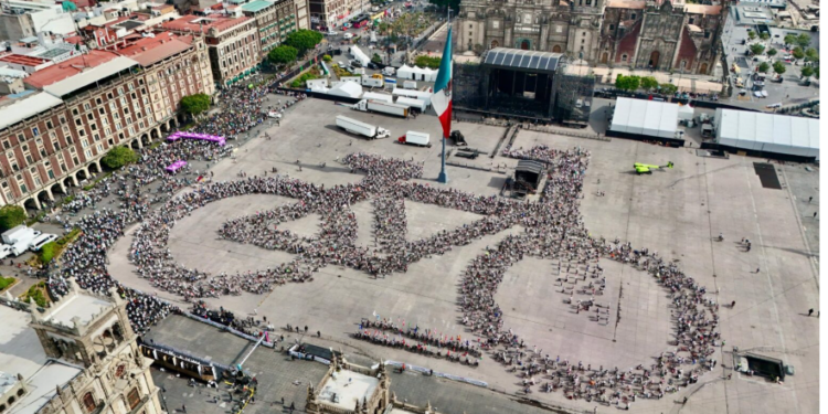 Trabajadoras sexuales protestan durante la inauguración de la ciclovía en Tlalpan