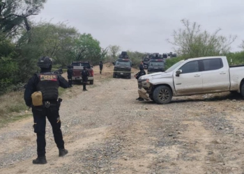 Enfrentamiento entre policía y presuntos delincuentes dejó seis civiles muertos en Parás, NL