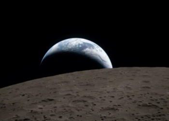 Fotos del Lado Oscuro de la Luna: Astronautas de Artemis II de NASA Captan Imágenes Históricas